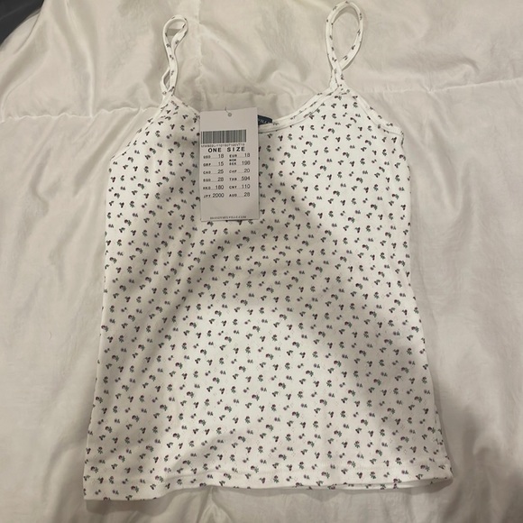 Brandy Melville Tops - Brandy Melville white floral tank top